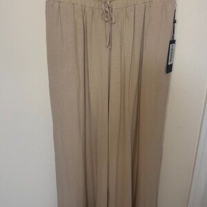 Savvi Wide Leg Pants - NWT size L- SOLD OUT at Anthropologie in tan